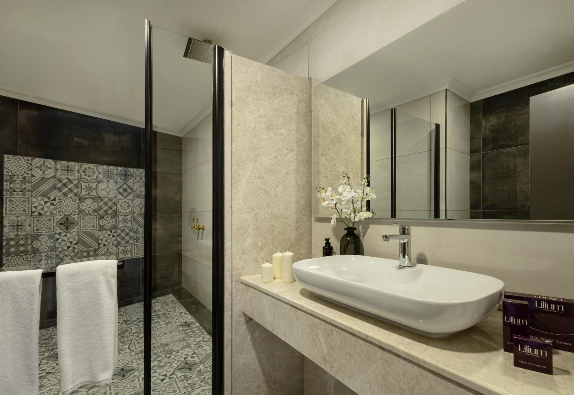 Lilium Hotel & Suites Бурса Экстерьер фото