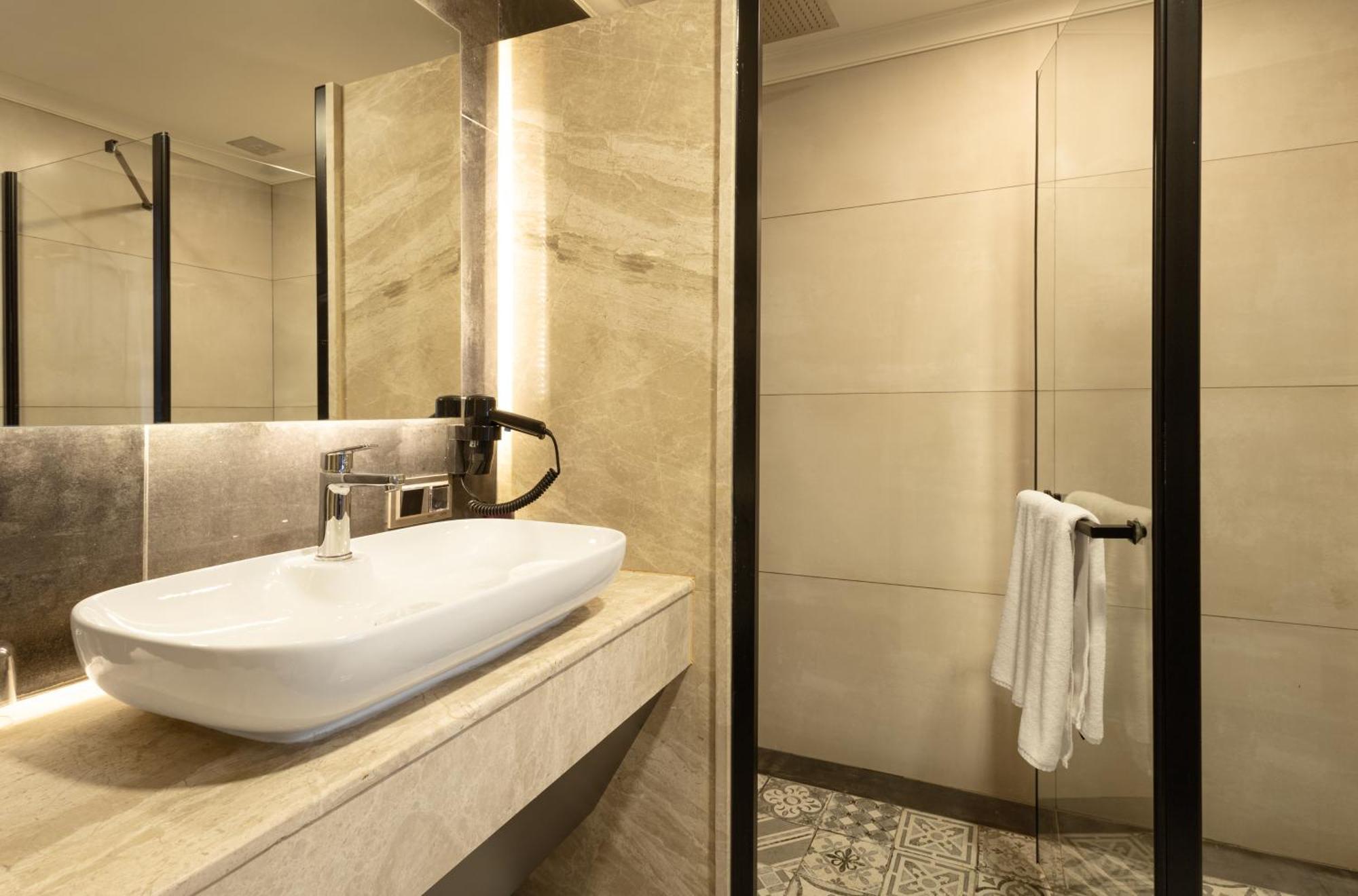Lilium Hotel & Suites Бурса Экстерьер фото
