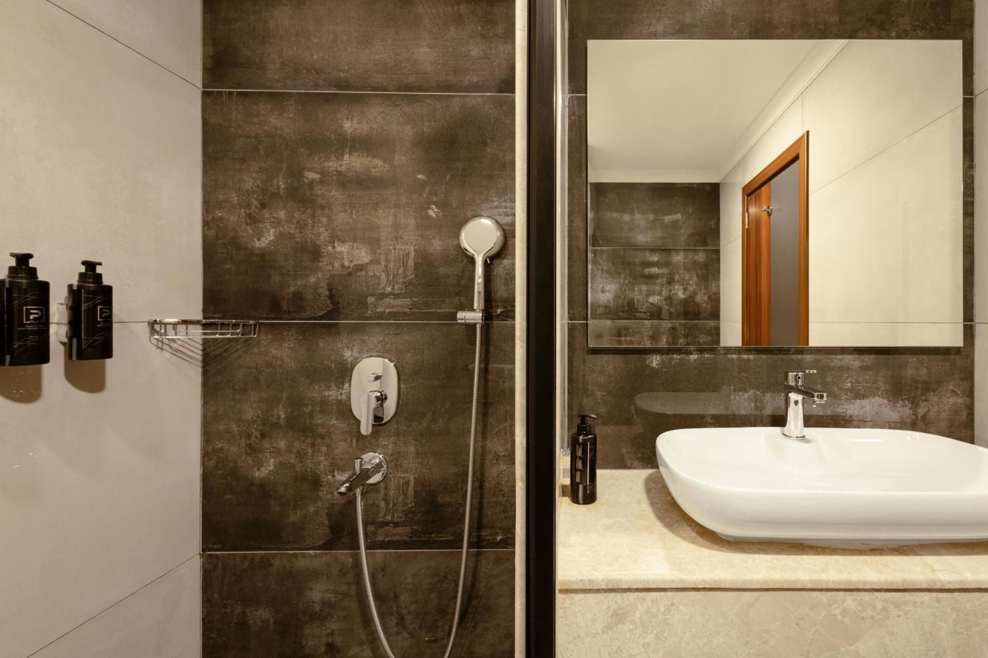 Lilium Hotel & Suites Бурса Экстерьер фото